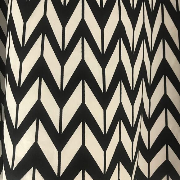 WORTHINGTON Black Wh print Circle Skirt with Grosgrain ribbon at waist 6 - Picture 2 of 10